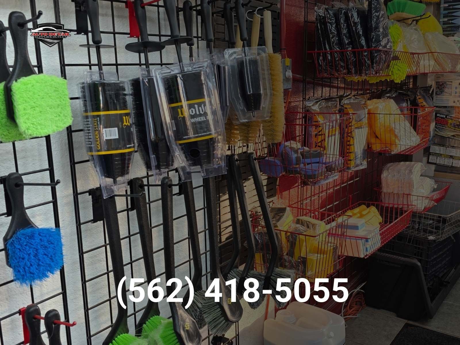 wheel tire brushes near Downey